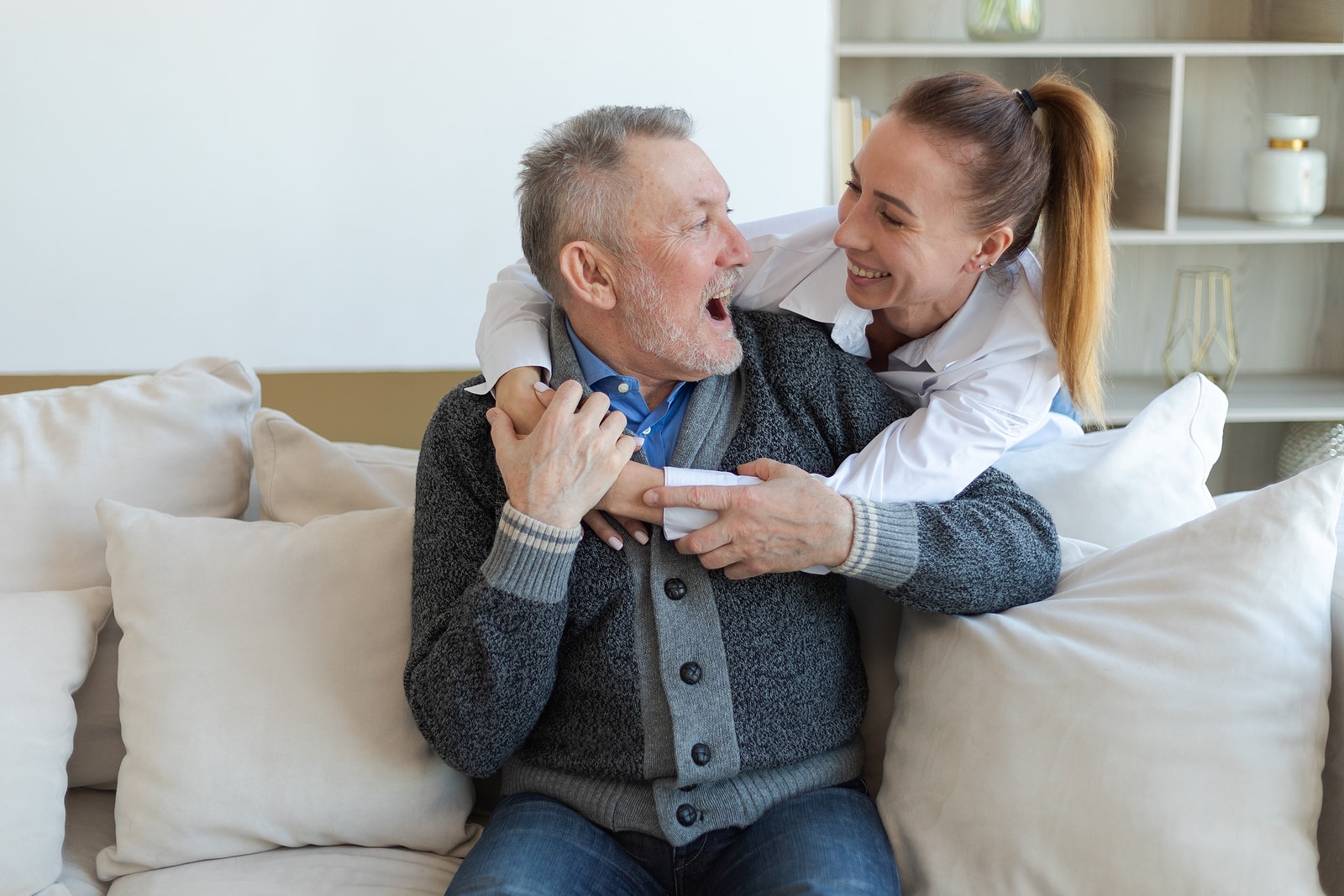 Home Care Advice on the Healing Power of Hugs - Aviva In-Home Care