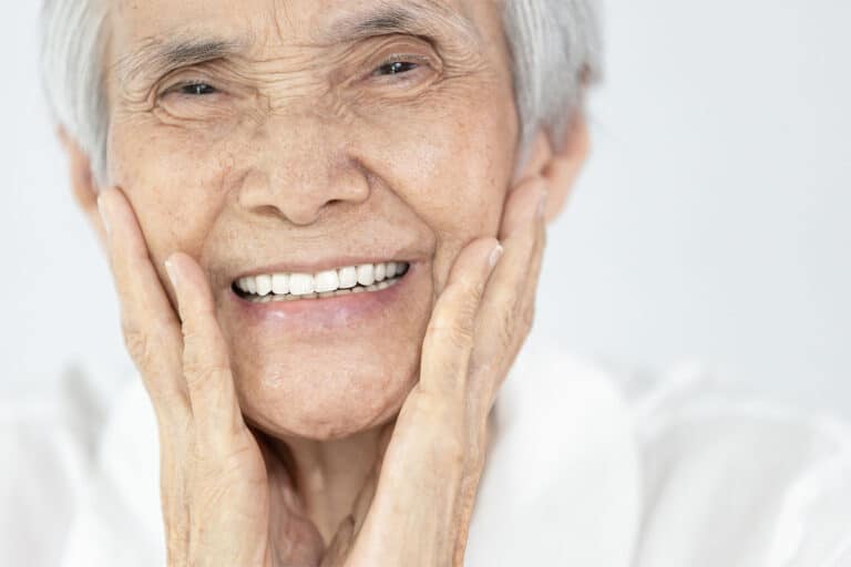 Personal care at home supports senior oral health and comfort